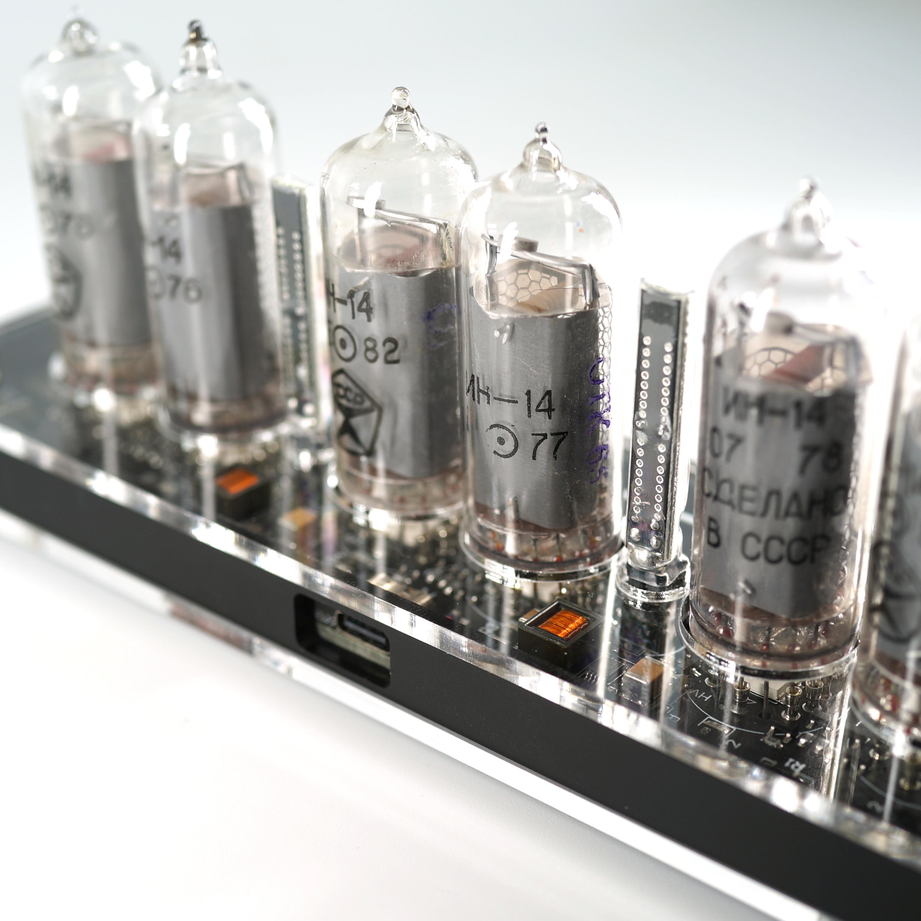 受注生産:TIME MACHINE NIXIE IN-14 ニキシー管時計 – 830時計店 受注生産:TIME MACHINE NIXIE IN-14 ニキシー管時計 – 830時計店