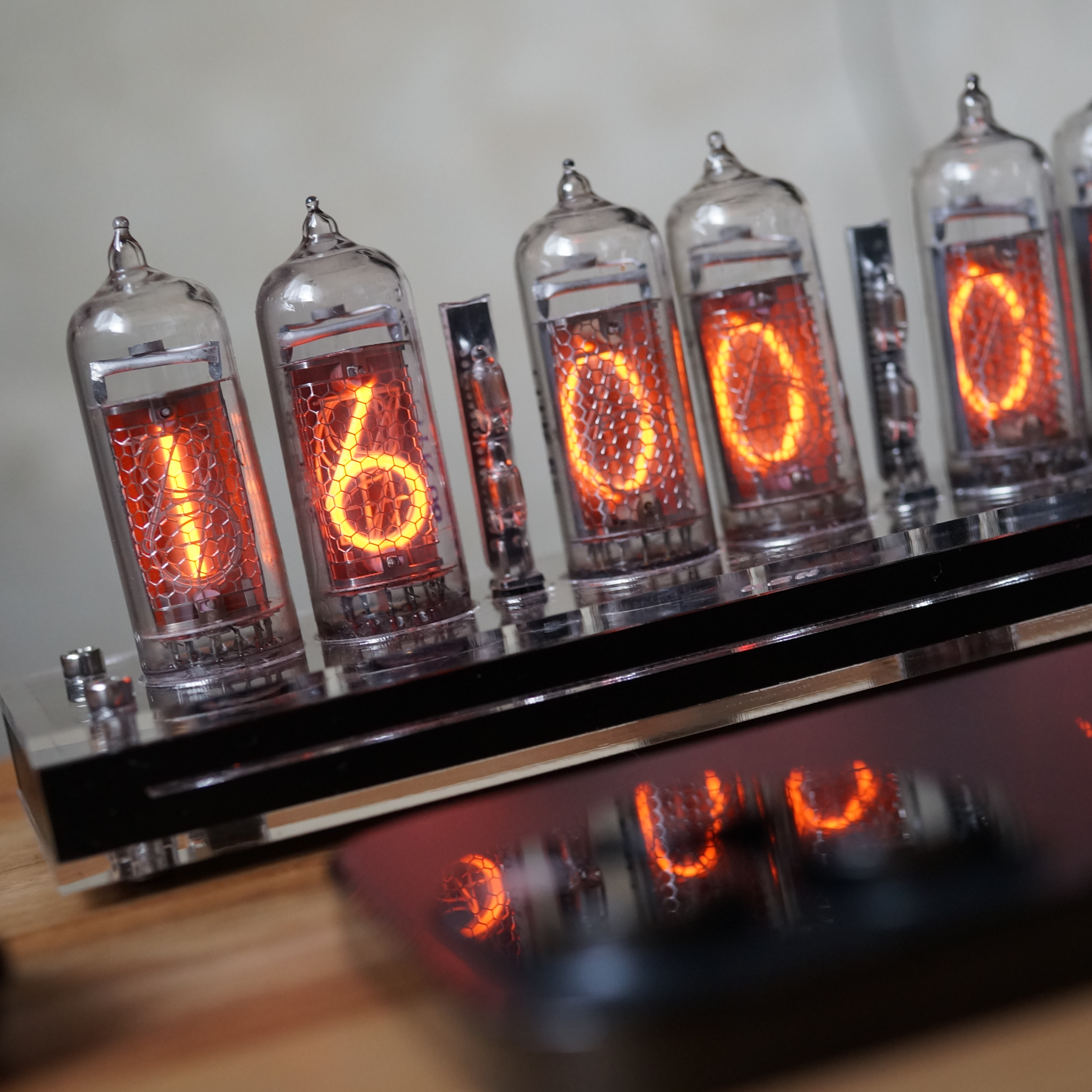 受注生産:TIME MACHINE NIXIE IN-14 ニキシー管時計 – 830時計店 受注生産:TIME MACHINE NIXIE IN-14 ニキシー管時計 – 830時計店
