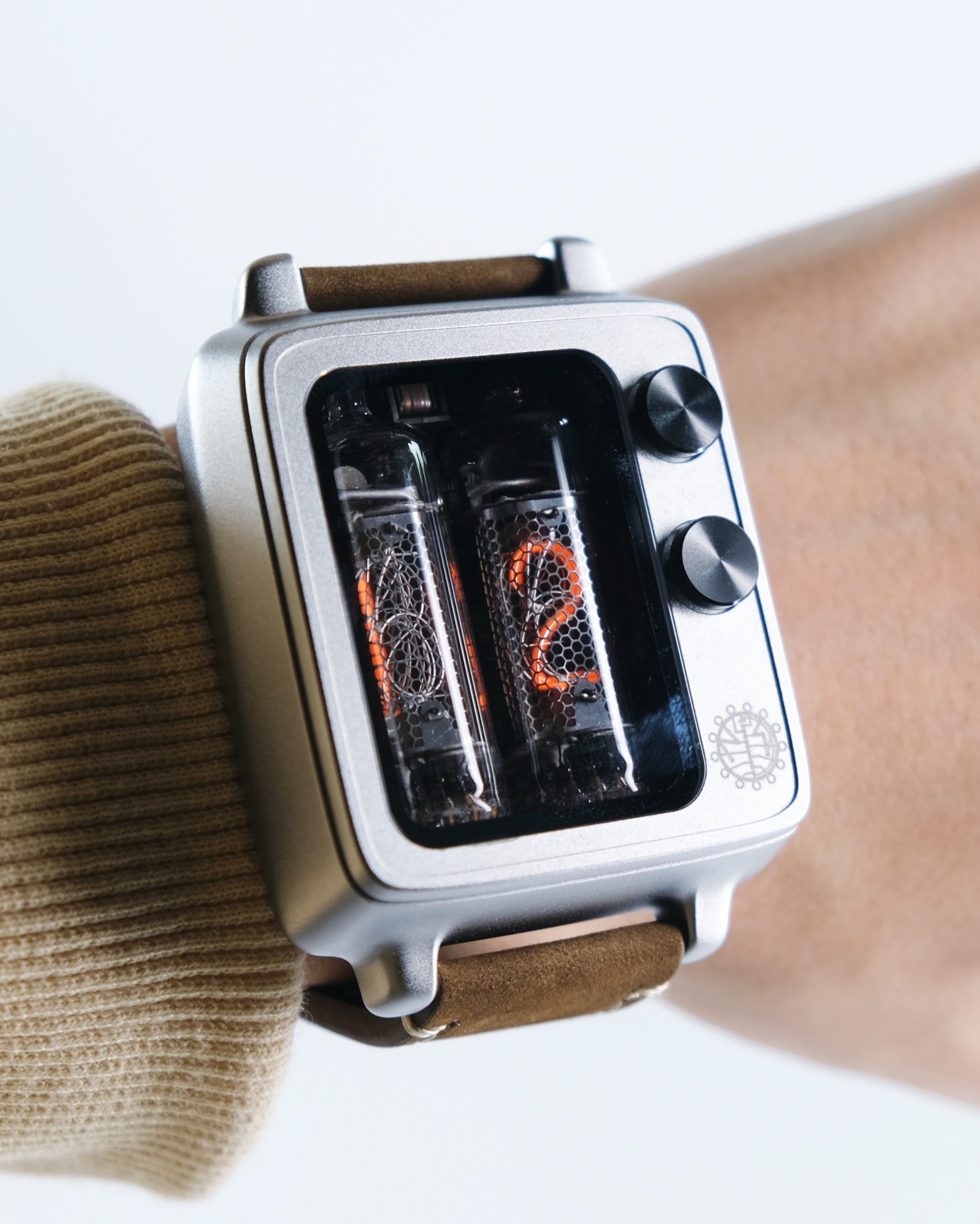 受注：NIXIE TUBE WATCH - BTF｜NEONWORKS – 830時計店