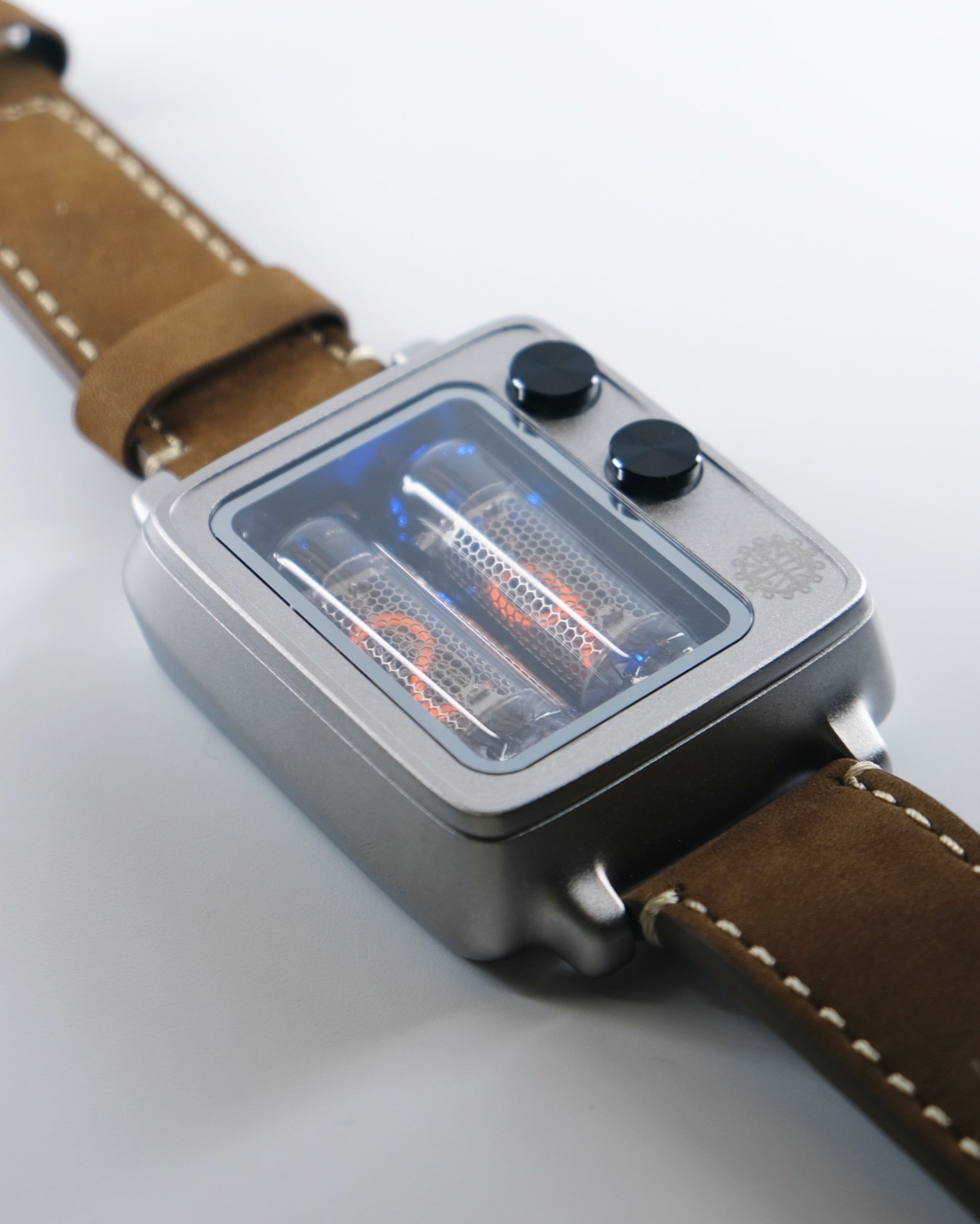 受注：NIXIE TUBE WATCH - BTF｜NEONWORKS – 830時計店