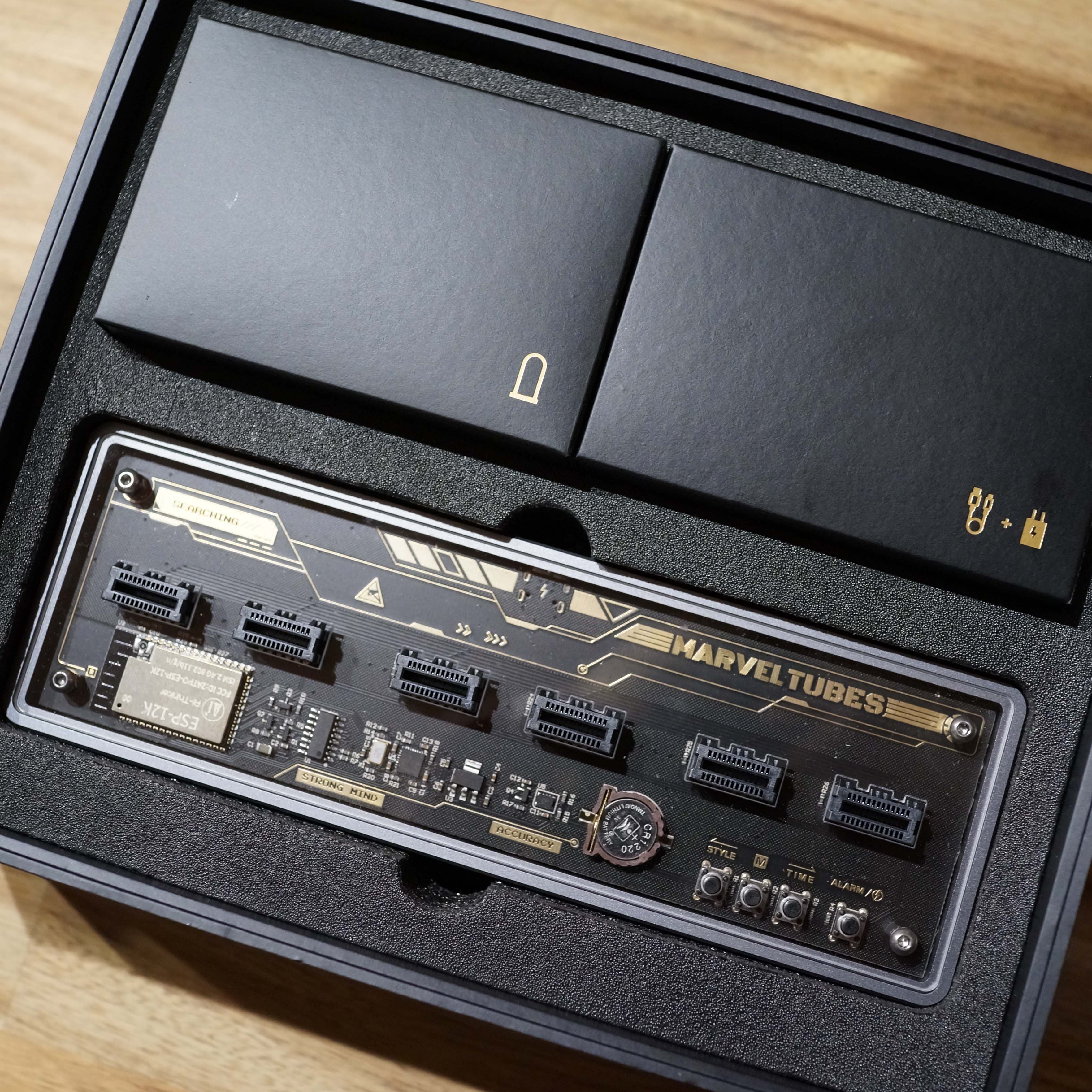 予約：MARVEL TUBES｜ニキシー管シミュレーター – 830時計店