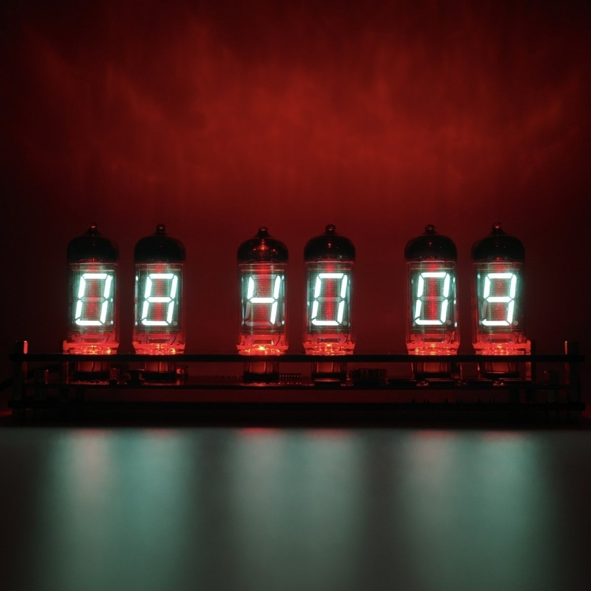 【未開封】 83 FIVRE 真空管 （96） CYBER VFD 2.0 :: VFD 真空管時計 – 830時計店